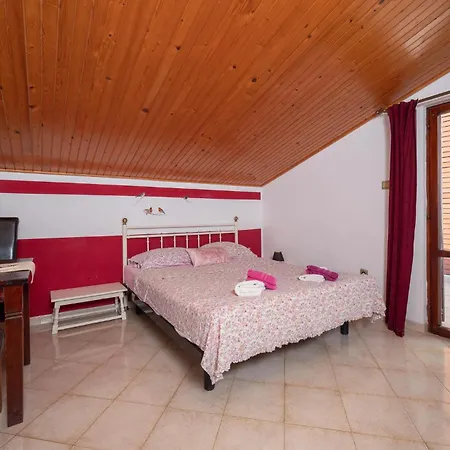 Vakantiehuis Awesome In With Wifi