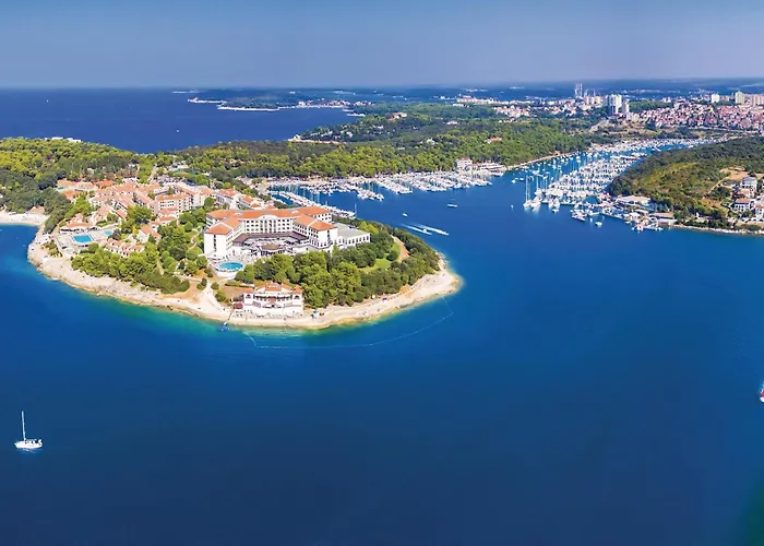 Awesome In With Wifi Holiday home Pula