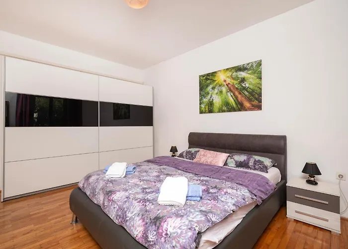 Awesome In With Wifi Holiday home *